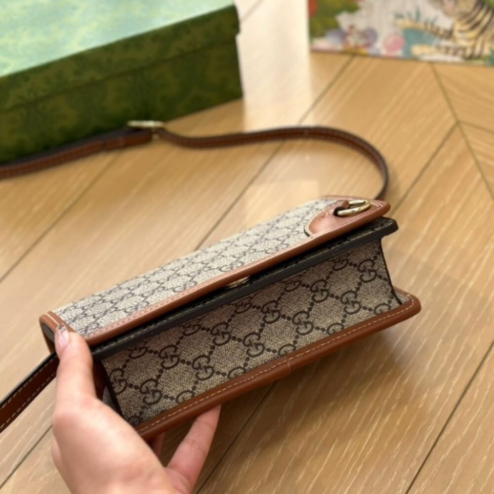 Gucci GG Emblem Small Shoulder Bag Beige 20Cm 820688 FAD6L 9758