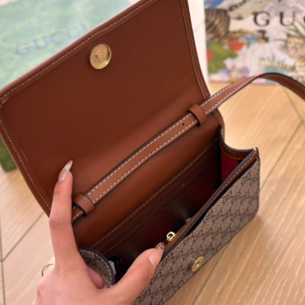 Gucci GG Emblem Small Shoulder Bag Beige 20Cm 820688 FAD6L 9758