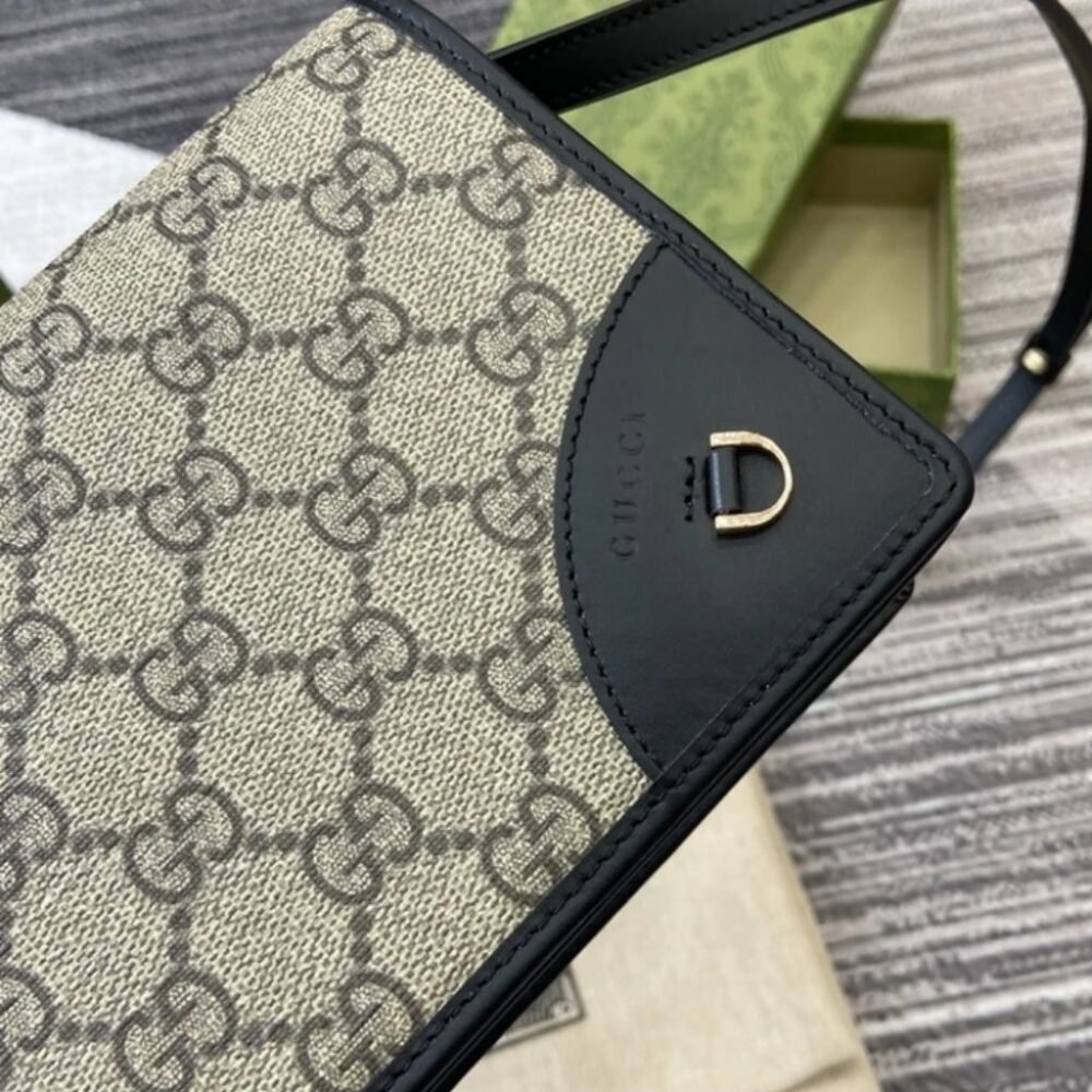 Gucci GG Emblem Small Shoulder Bag Beige And Black 20Cm 820688 FAD6L 9741