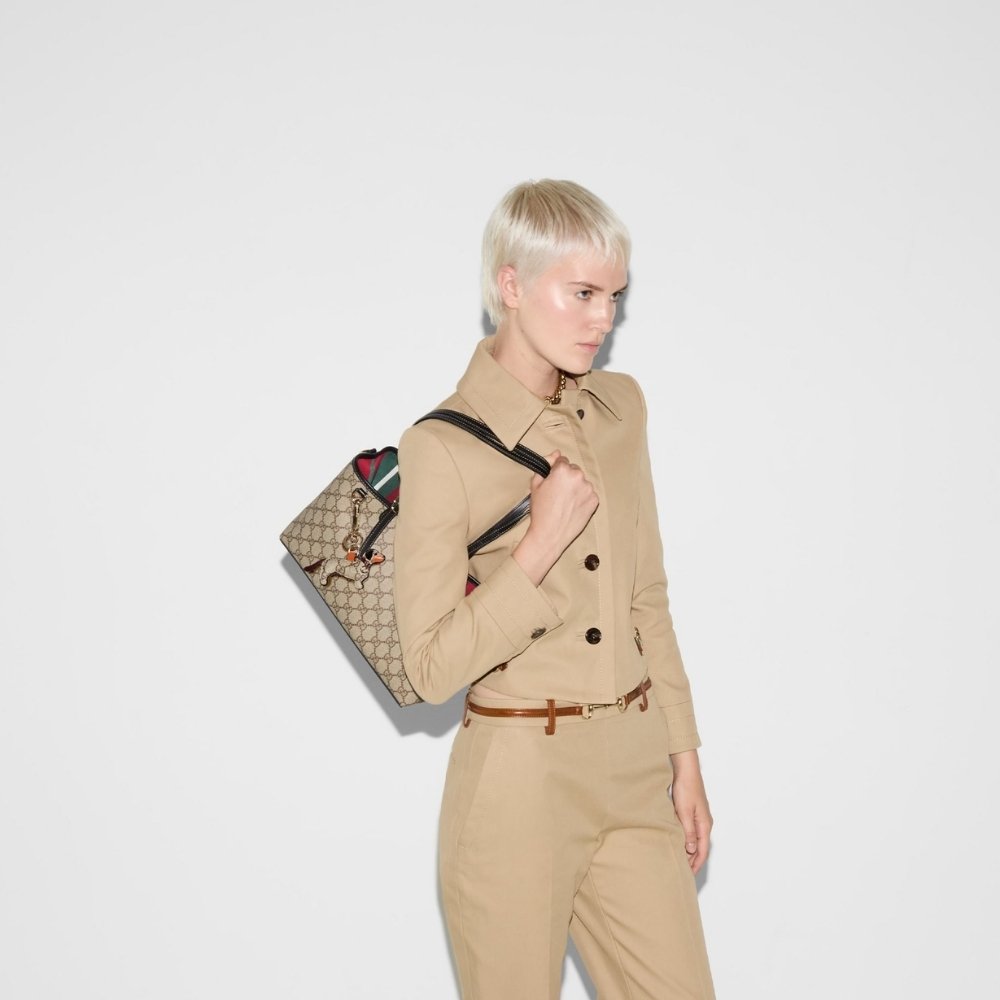 Gucci GG Emblem Small Tote Bag Beige And Black 31Cm 815214 FAD6L 9741