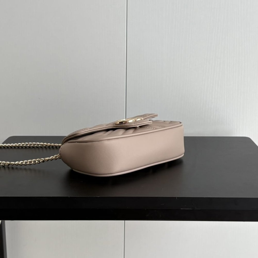 Gucci GG Marmont Mini Bag Taupe 16Cm 476433 DTDHD 1523