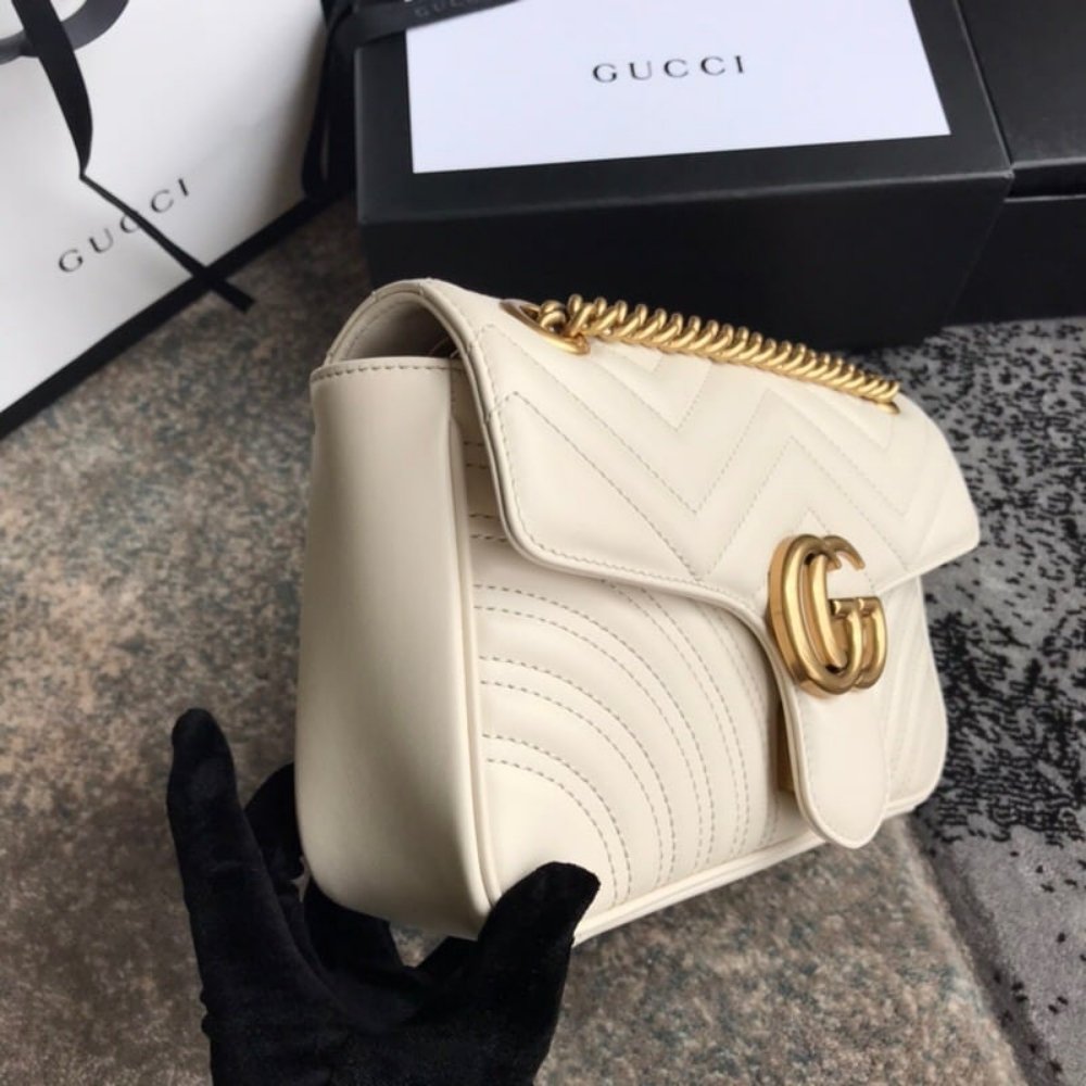 Gucci GG Marmont Mini Shoulder Bag White Matelasse 22Cm 446744 DTDIT 9022