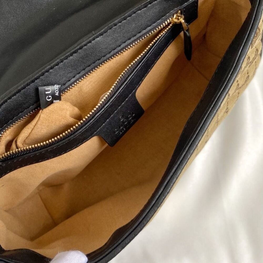 Gucci GG Marmont Small Shoulder Bag Beige Black 26Cm 443497 HVKEG 9772