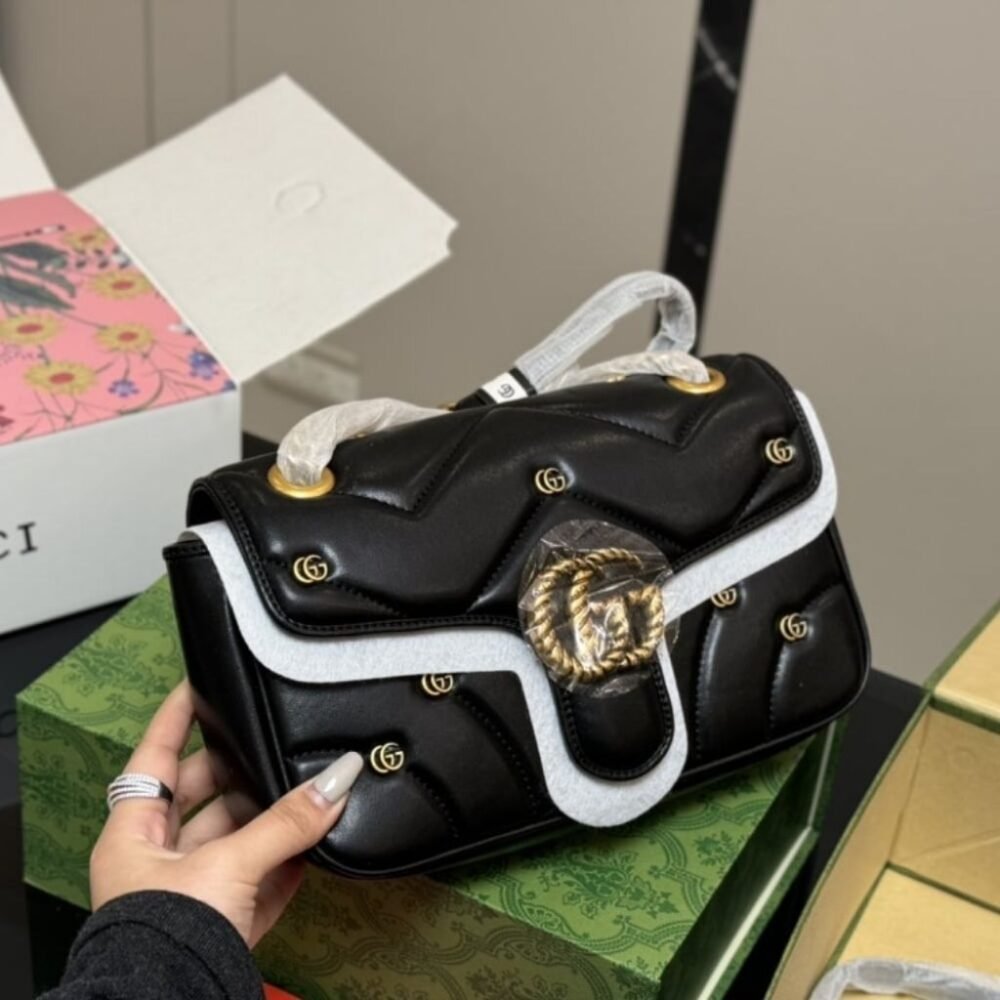 Gucci GG Marmont Small Shoulder Bag Black 26Cm 443497AACPG