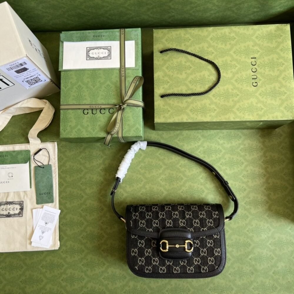 Gucci Horsebit 1955 Medium Original GG Shoulder Bag Black Ivory 25Cm 602204 UN3BG 1274