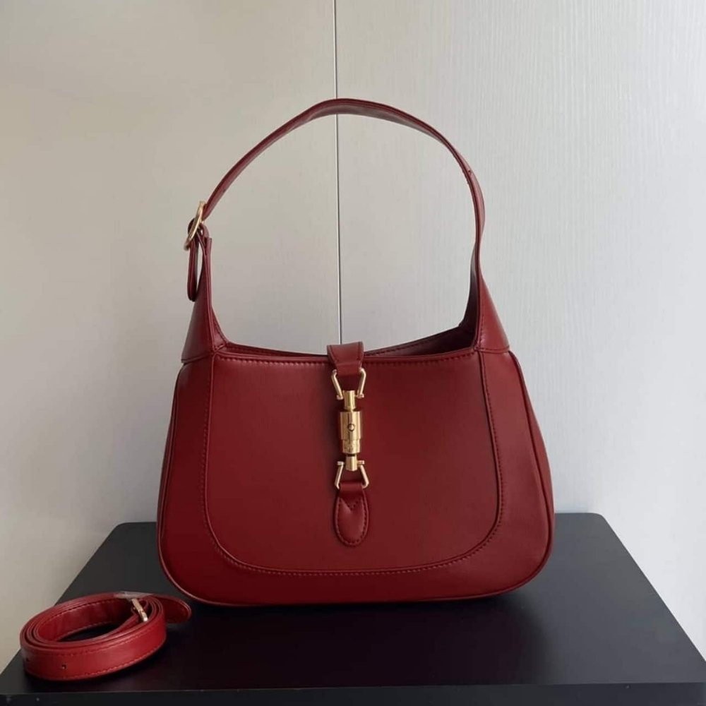 Gucci Jackie 1961 Medium Shoulder Bag Red Leather 28Cm 636709 10O0G 6638