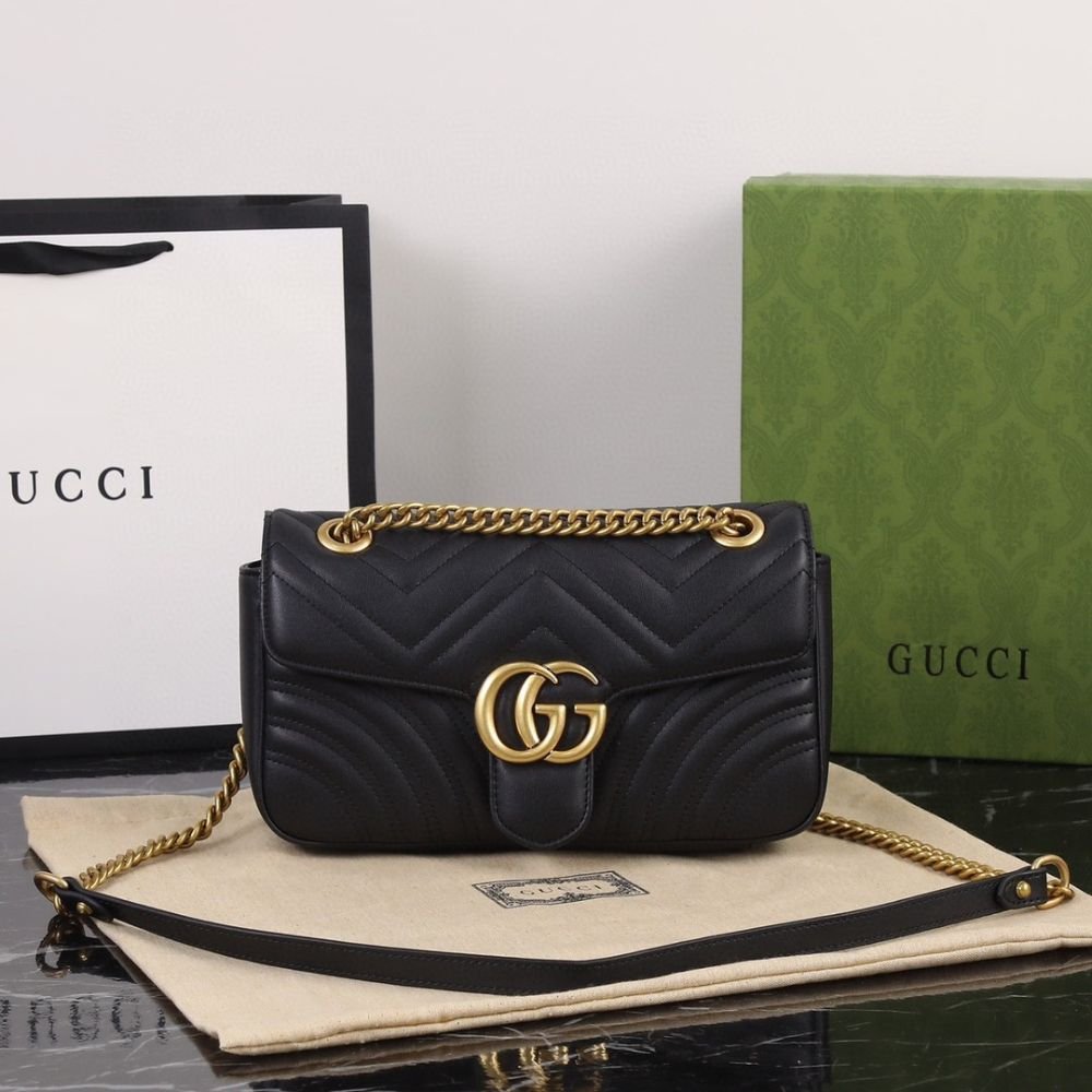 Gucci Marmont Medium Matelassé Shoulder Bag Black 26Cm 837267 AAE38 1000