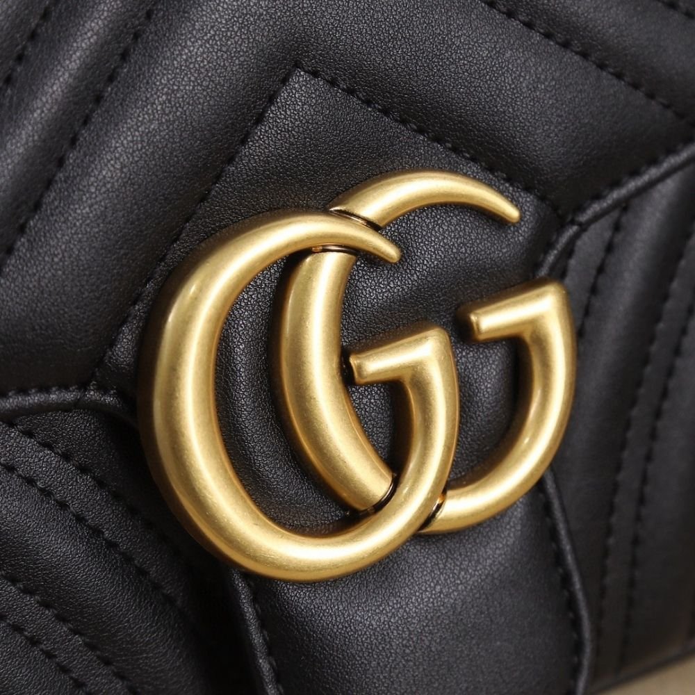 Gucci Marmont Medium Matelassé Shoulder Bag Black 26Cm 837267 AAE38 1000