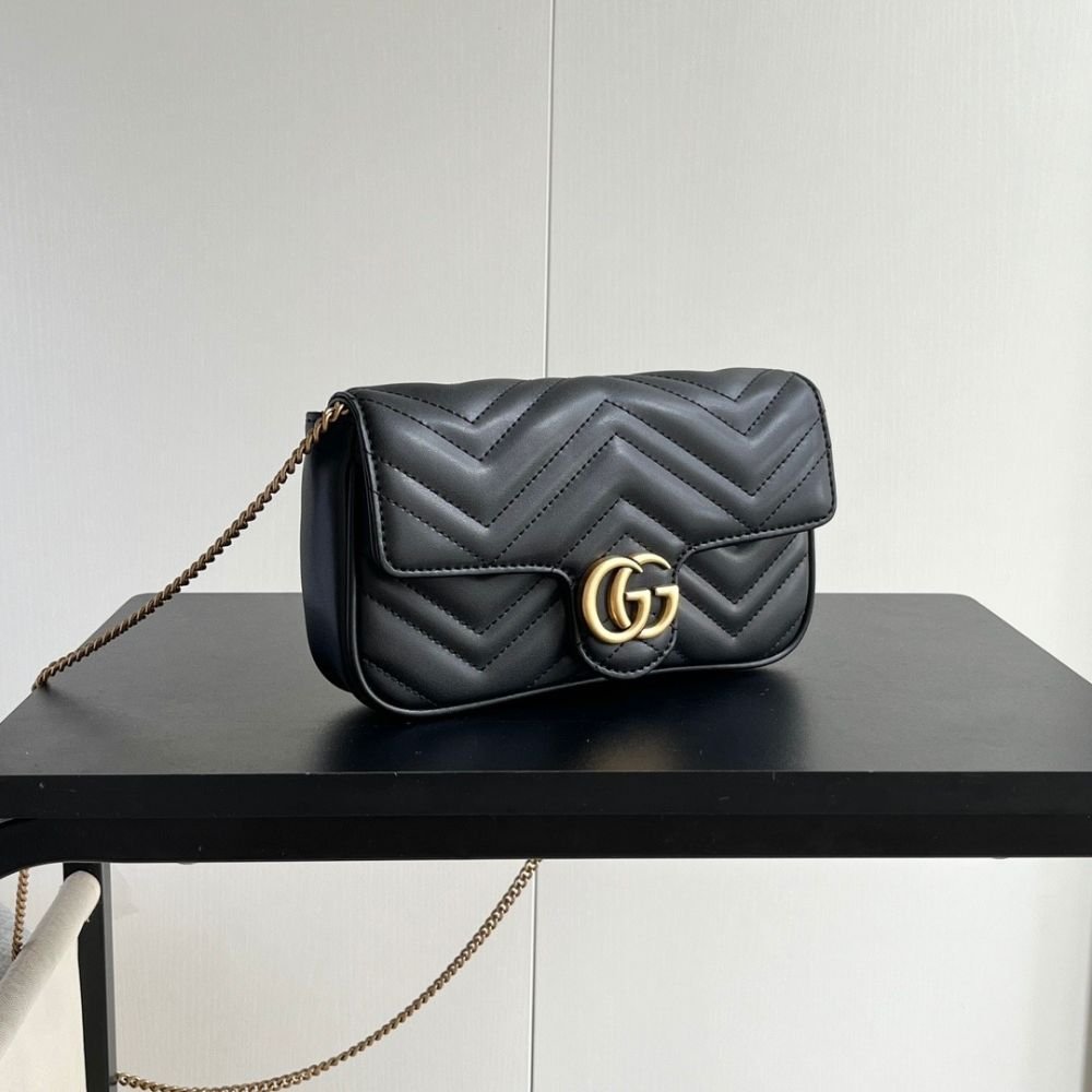 Gucci Marmont Mini Matelassé Shoulder Bag Black 16Cm 841290 AAFAX 1000