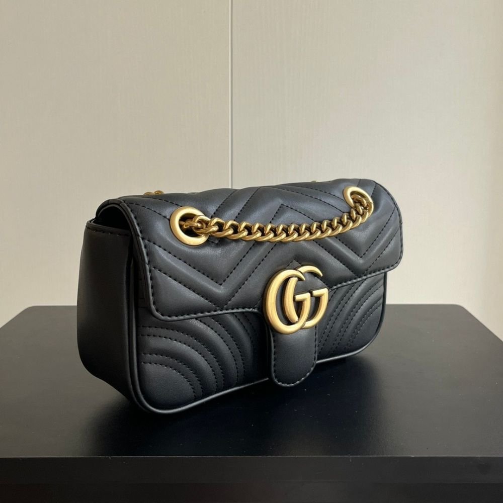 Gucci Marmont Small Matelassé Shoulder Bag Black 22Cm 446744 DIDIT 1000