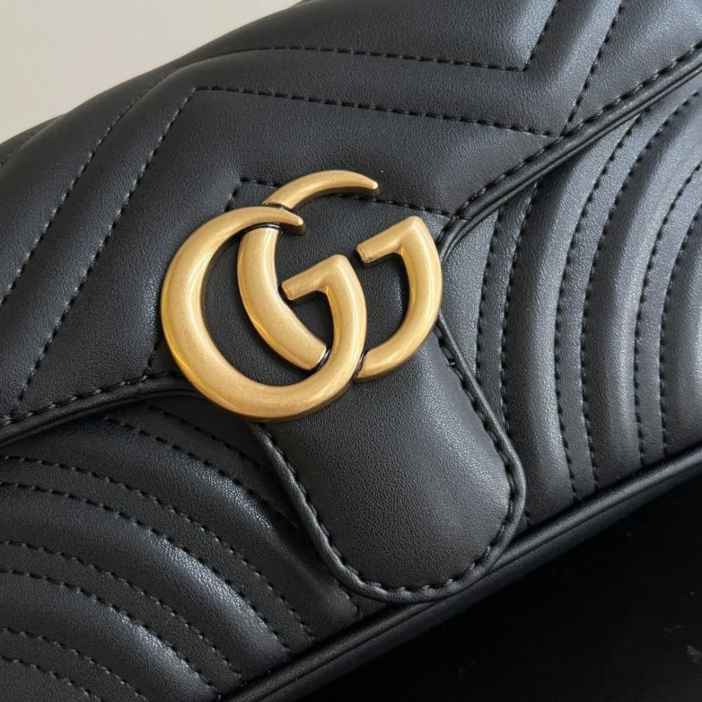 Gucci Marmont Small Matelassé Shoulder Bag Black 22Cm 446744 DIDIT 1000