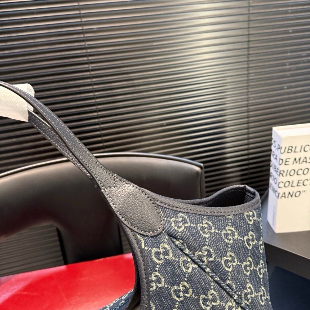 Gucci Mercato Medium Tote Bag GG Canvas Denim Blue 35cm
