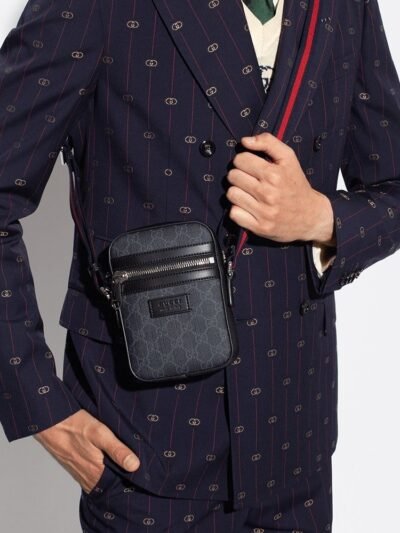 Gucci Messenger Bag GG Supreme Canvas Black And Grey 18Cm 682357 K5RLN 1095