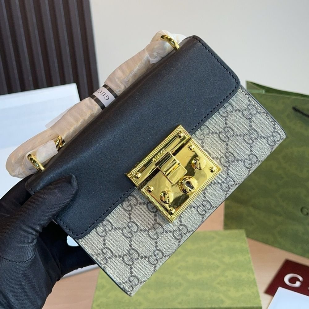 Gucci Padlock Small GG Shoulder Bag Black 20Cm