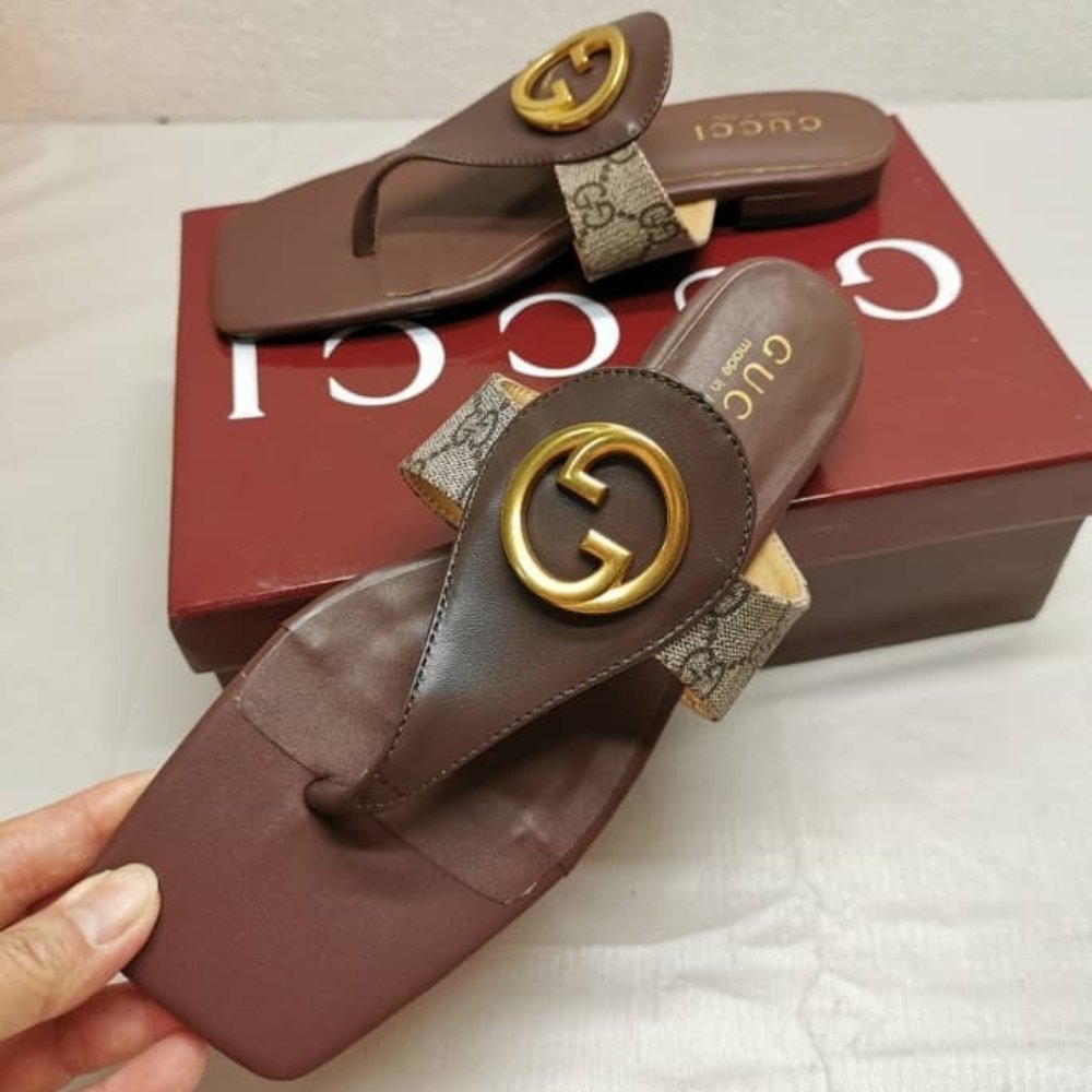 Gucci Women’s Blondie Thong Sandals Brown 752659 9I650 9769