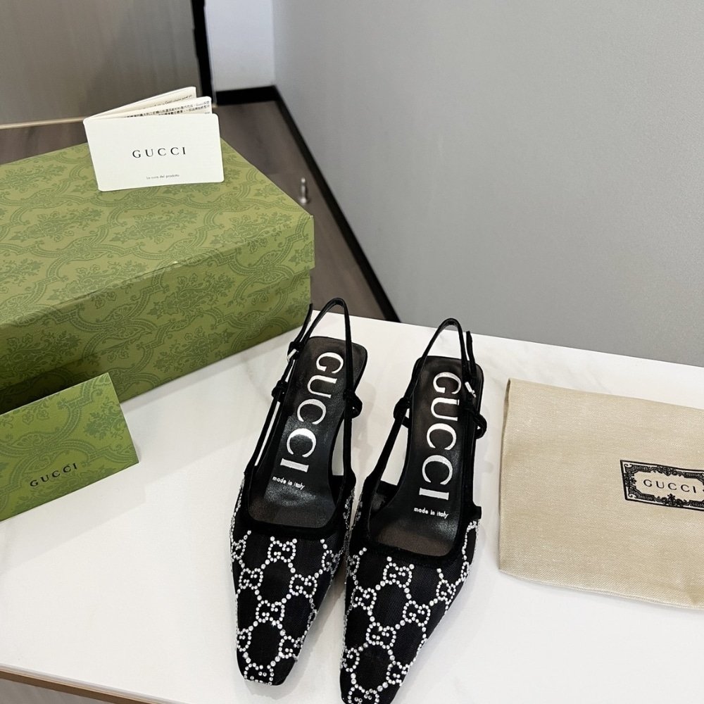 Gucci Women’s Slingback Pump Black 675829 F13A0 1000