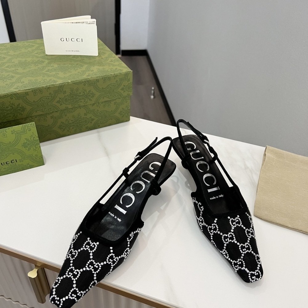 Gucci Women’s Slingback Pump Black 675829 F13A0 1000