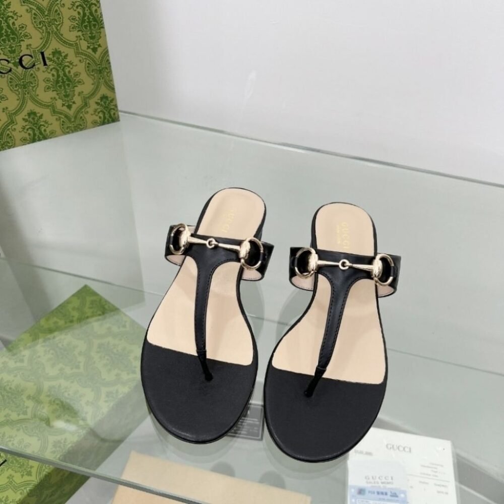 Gucci Women’s Thong Sandal With Horsebit Black 816590 C9D00 1000