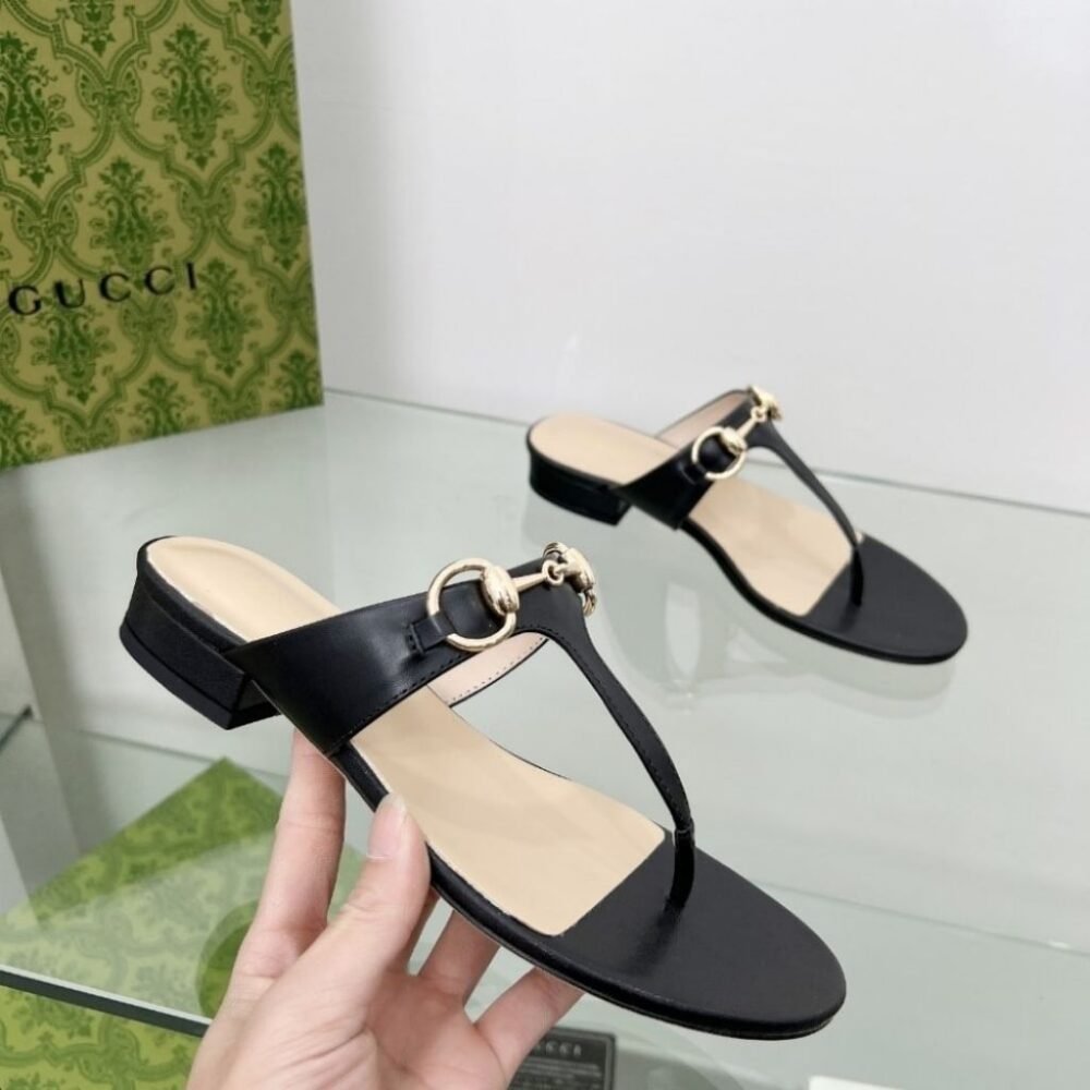 Gucci Women’s Thong Sandal With Horsebit Black 816590 C9D00 1000