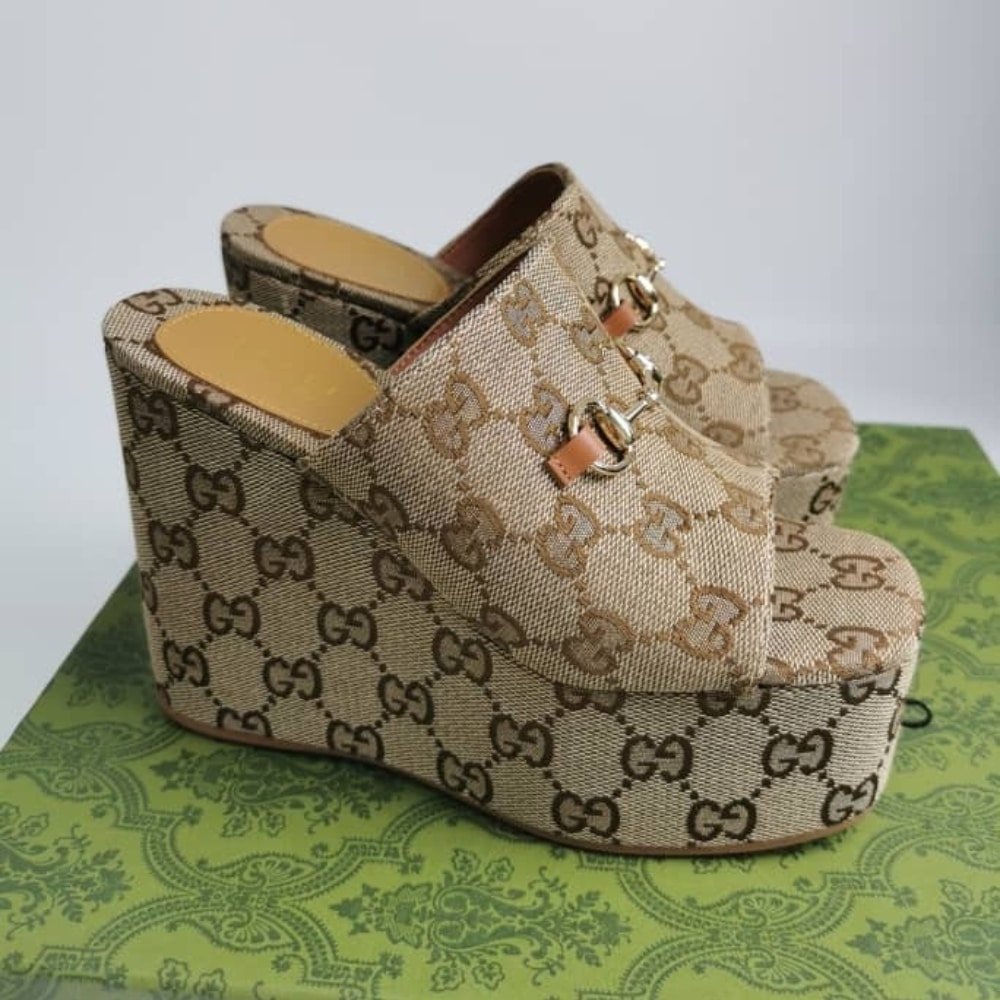Gucci Women's Wedge Sandal With Horsebit Beige And Dark Brown 816328 FAB10 2547