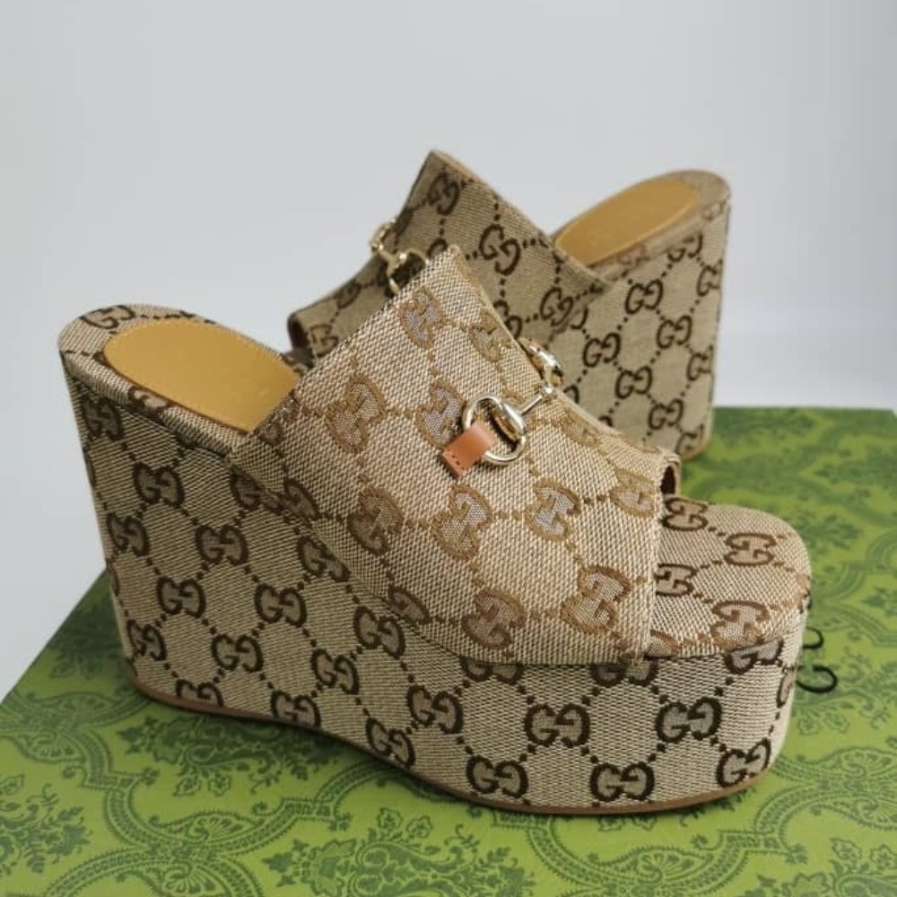Gucci Women's Wedge Sandal With Horsebit Beige And Dark Brown 816328 FAB10 2547
