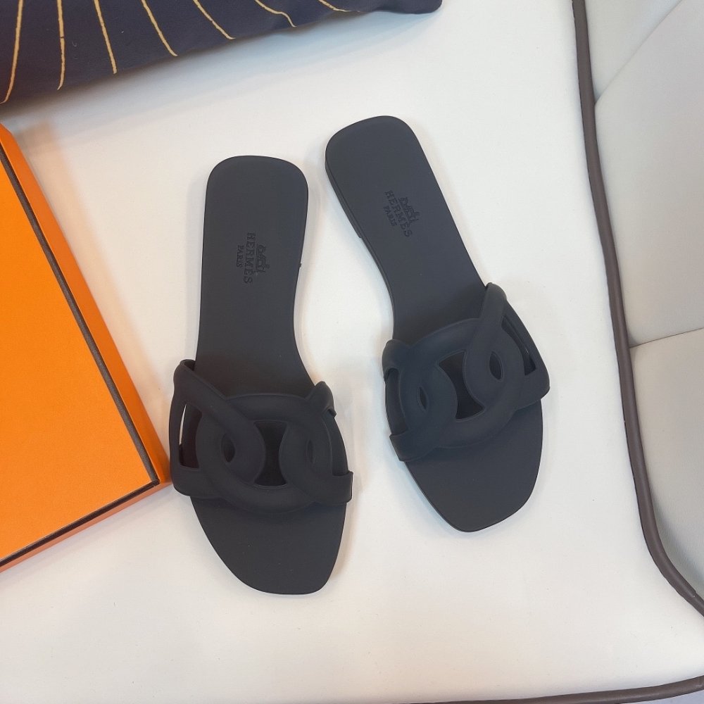 Hermes Aloha Sandal Black H201157Z 02350