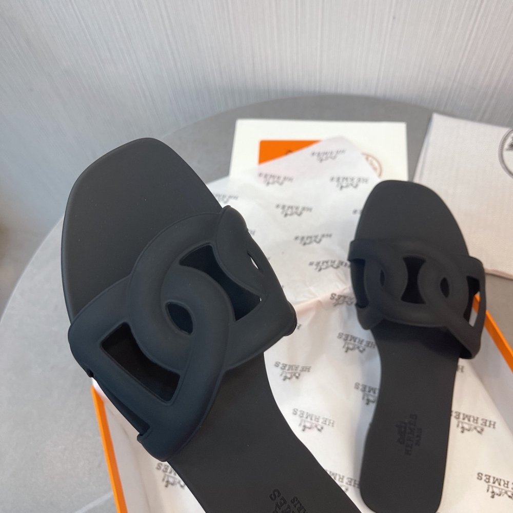 Hermes Aloha Sandal Black H201157Z 02350
