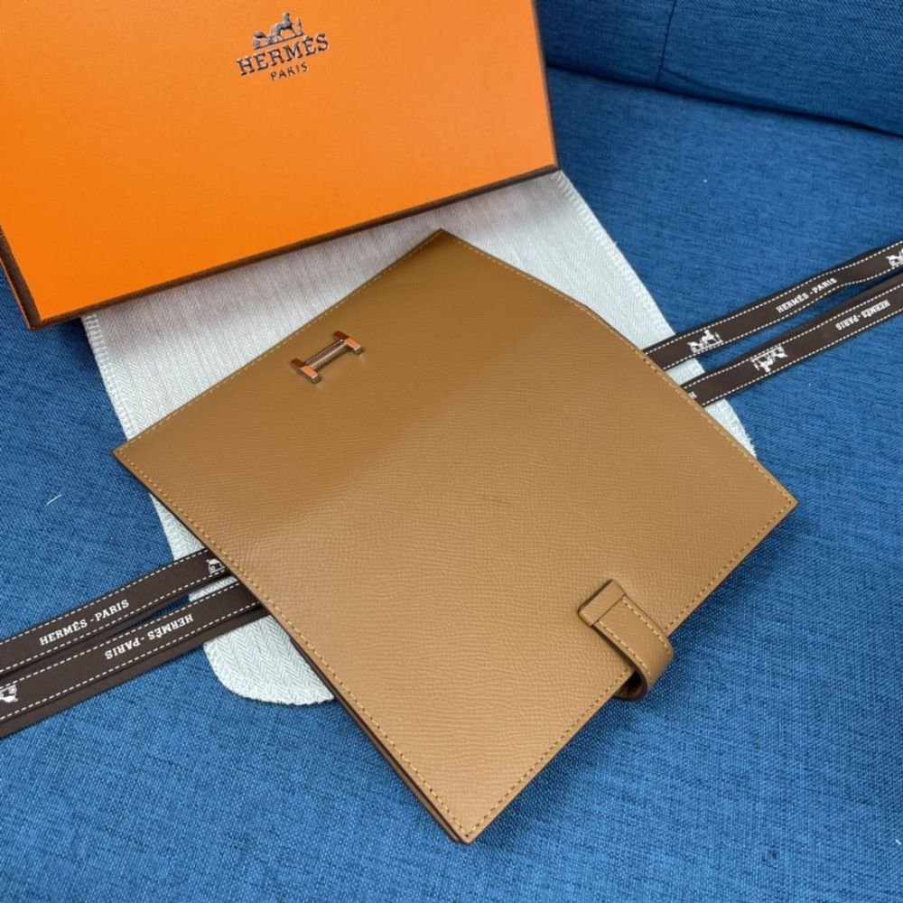 Hermes Bearn Wallet Brown 17Cm H039785CK37