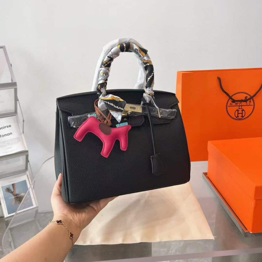 Hermes Birkin 35 Togo Leather Gold Hardware Black 35Cm
