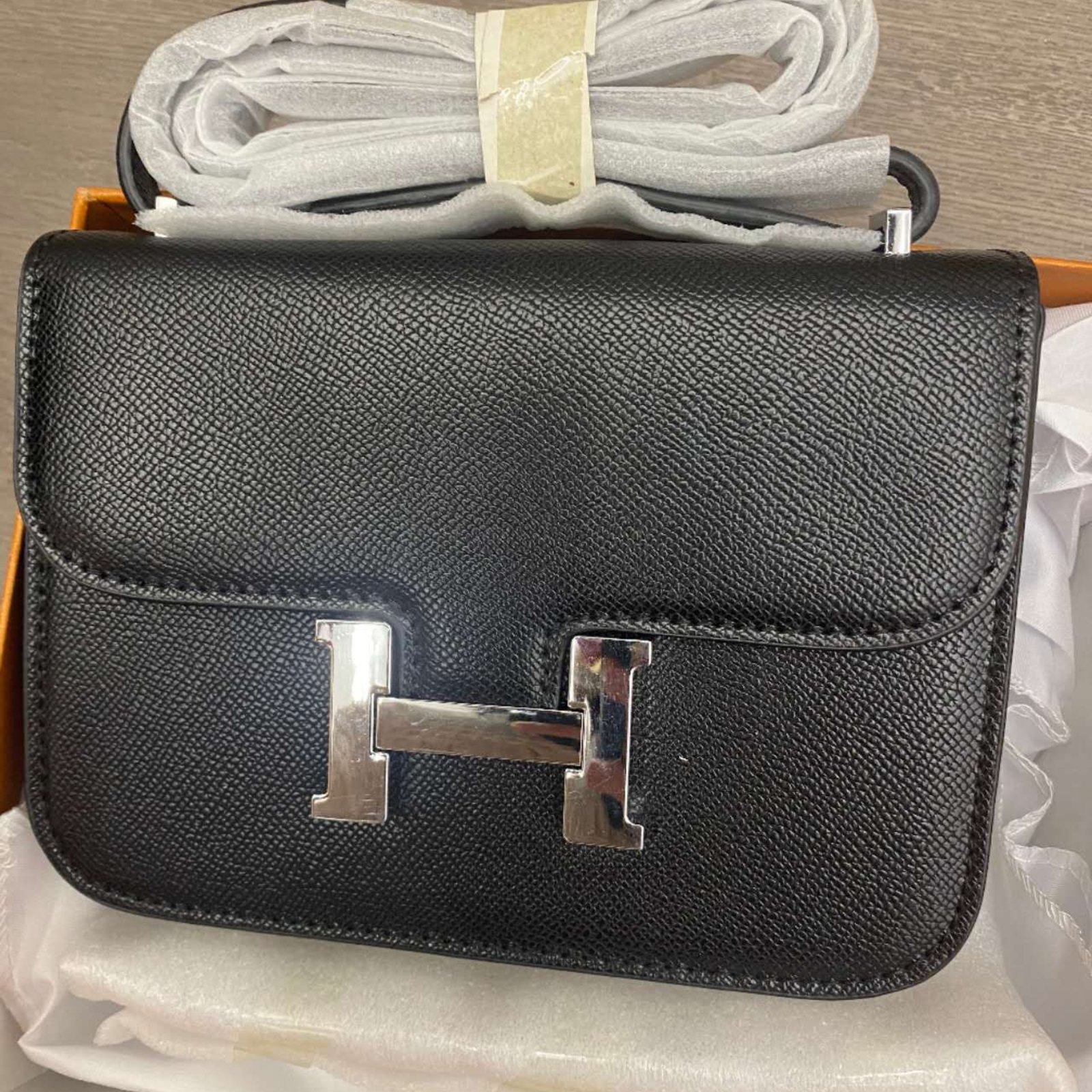 Hermes Constance 18 Epsom Silver Hardware Black 18Cm