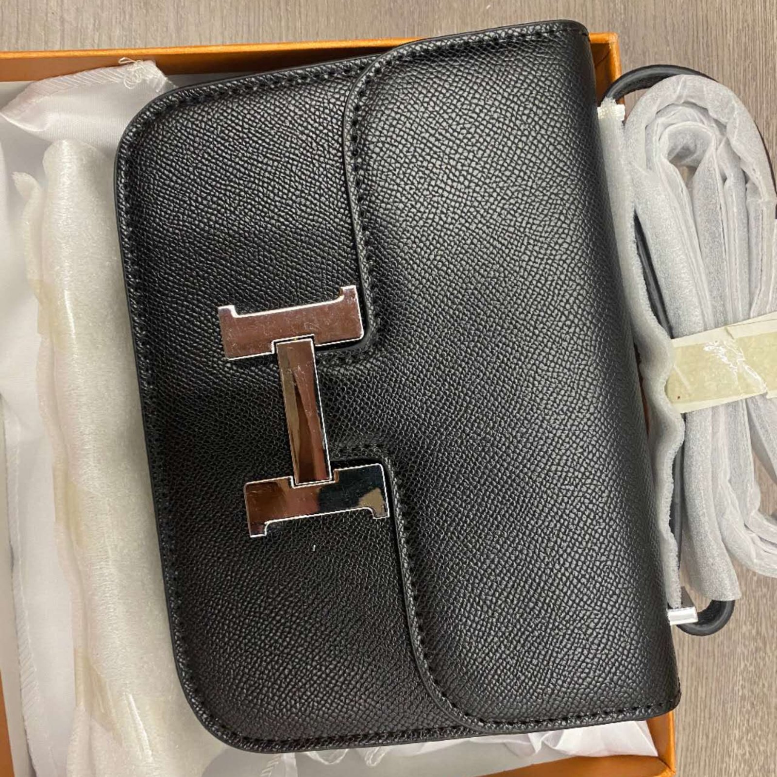 Hermes Constance 18 Epsom Silver Hardware Black 18Cm