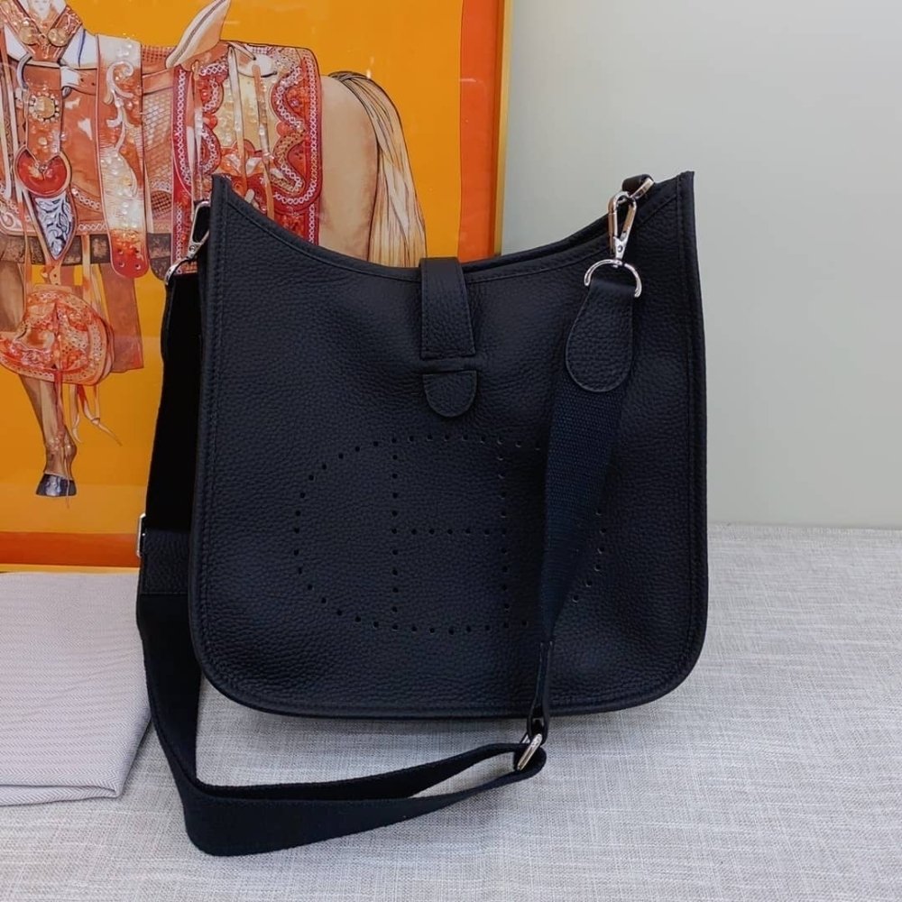 Hermes Evelyne 25 Crossbody Bag Black 25Cm H069426CKAV