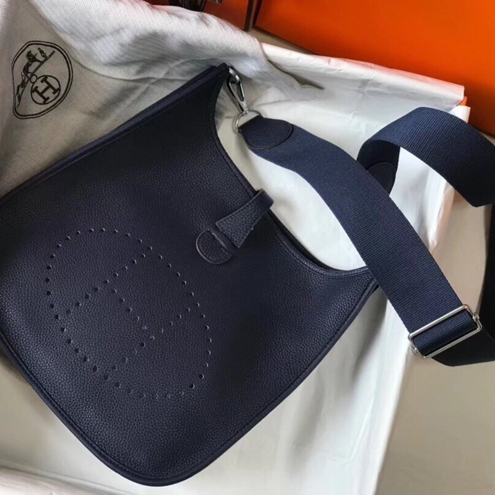 Hermes Evelyne 25 Crossbody Bag Black 25Cm H069426CKAV