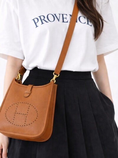 Hermes Evelyne 25 Shoulder Bag Clemence Brown 25cm