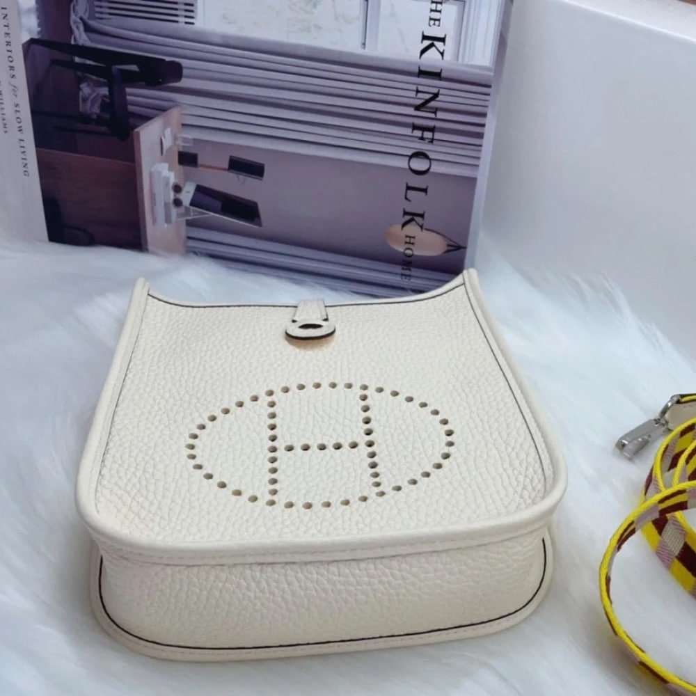 Hermes Evelyne Clemence 16 Amazon Bag White 16Cm