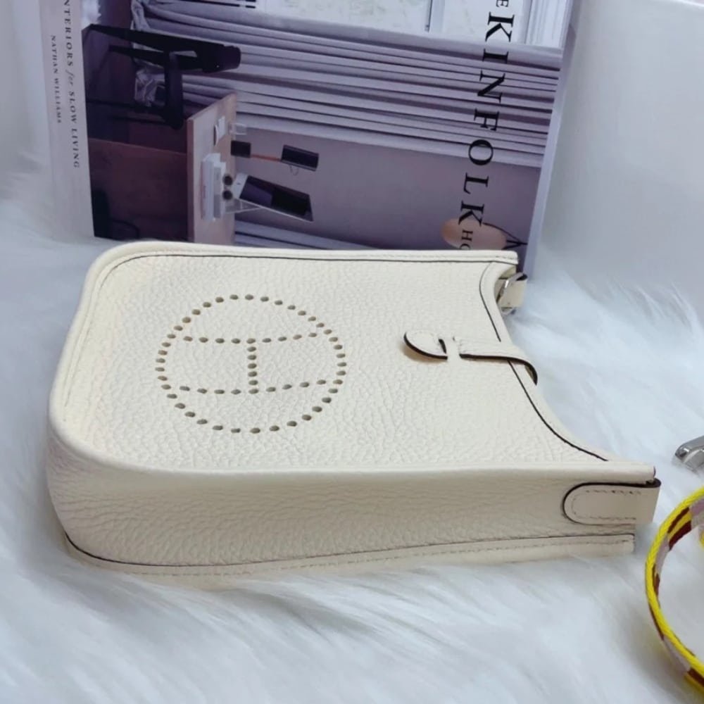 Hermes Evelyne Clemence 16 Amazon Bag White 16Cm