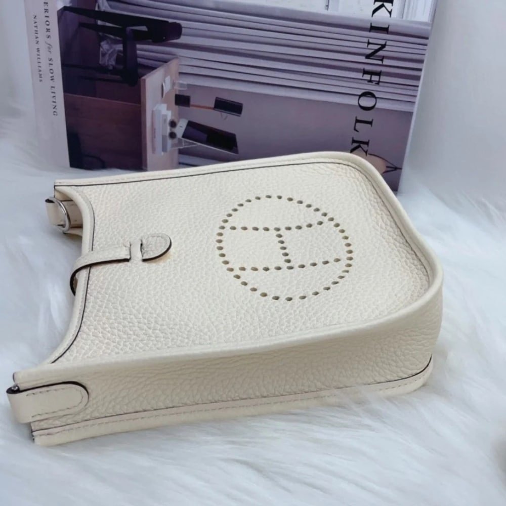 Hermes Evelyne Clemence 16 Amazon Bag White 16Cm