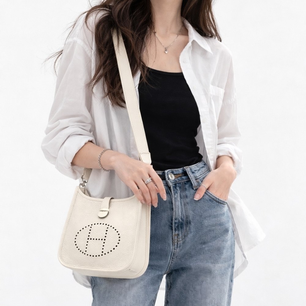 Hermes Evelyne Clemence 16 Amazon Bag White 16Cm