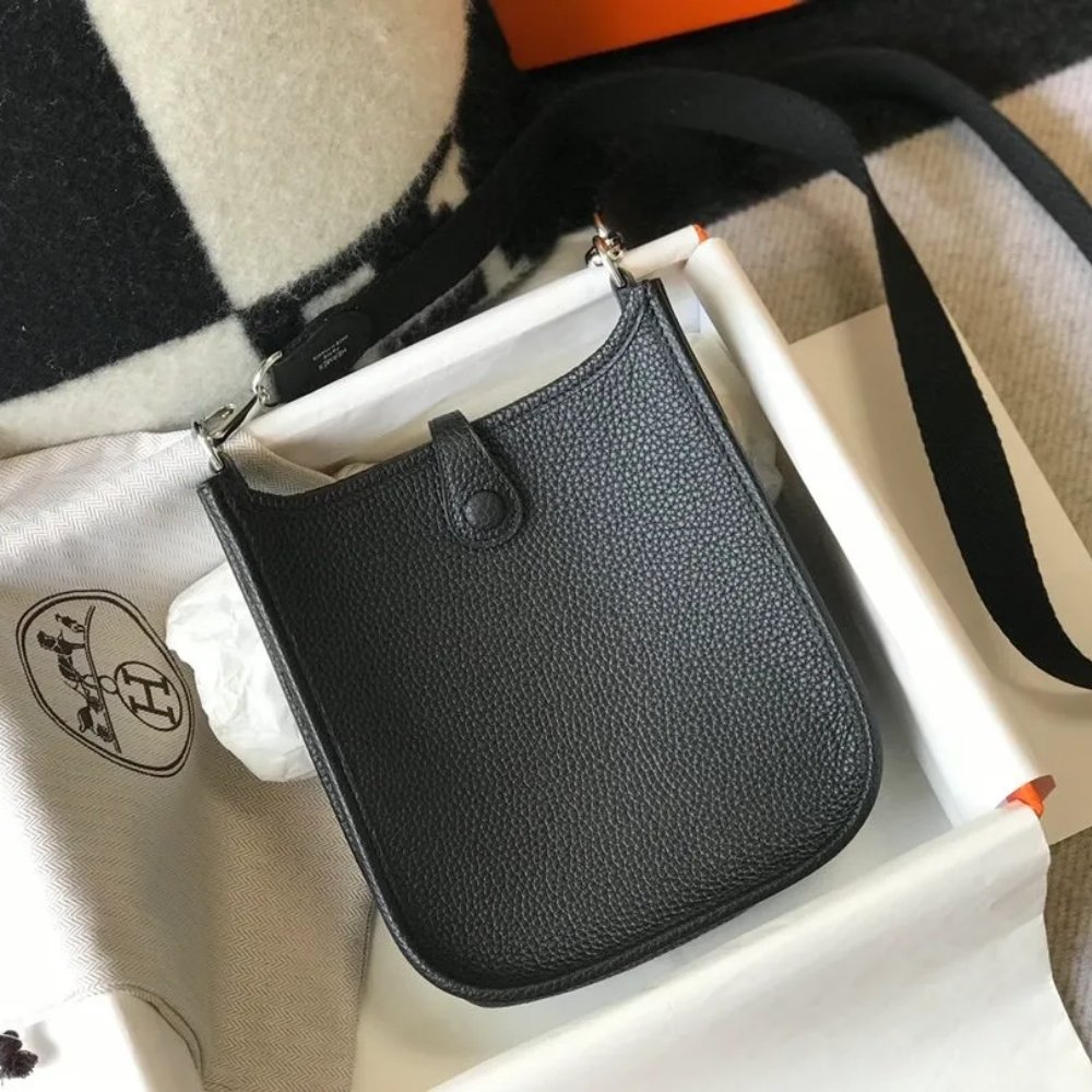 Hermes Evelyne TPM Crossbody Bag Black 16Cm H069426CKAV