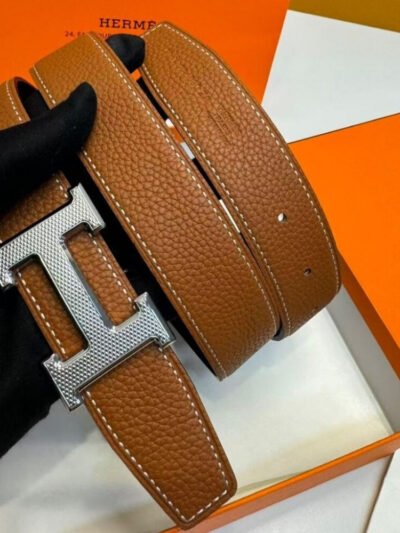 Hermes H Guillochee Belt Buckle And Reversible Leather Strap Brown 32mm H064540CK05