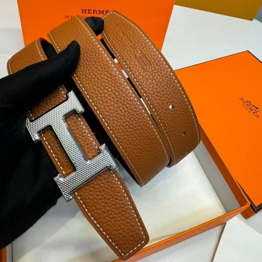 Hermes H Guillochee Belt Buckle And Reversible Leather Strap Brown 32mm H064540CK05