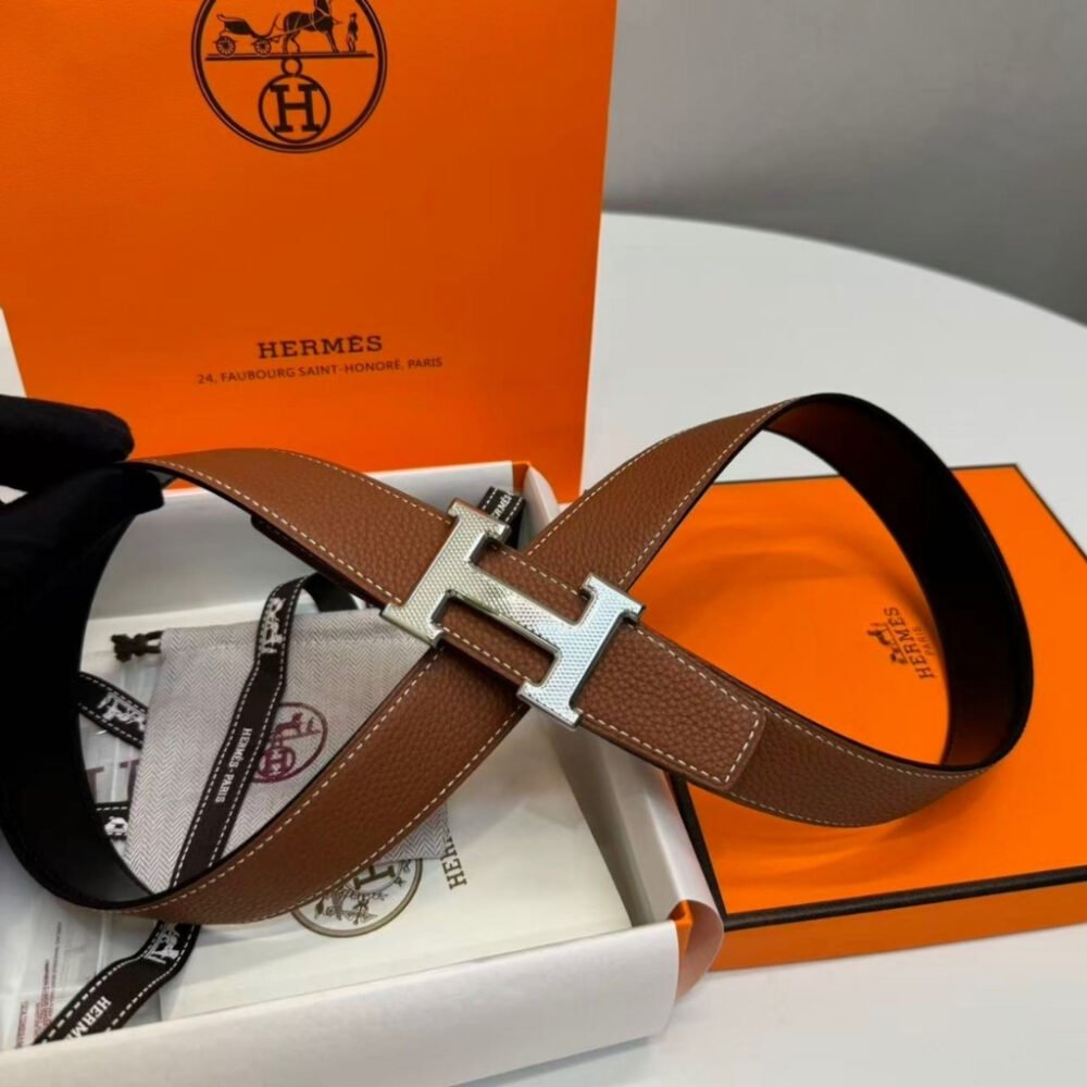 Hermes H Guillochee Belt Buckle And Reversible Leather Strap Brown 32mm H064540CK05