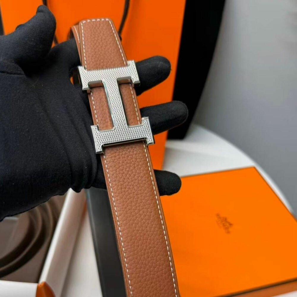 Hermes H Guillochee Belt Buckle And Reversible Leather Strap Brown 32mm H064540CK05