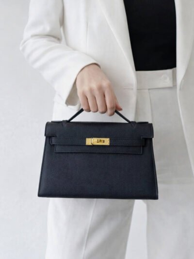 Hermes Kelly 20 Epsom Handbag Black And Gold Hardware 20cm