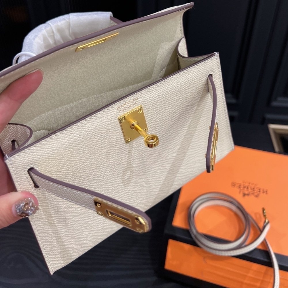 Hermes Kelly 20 Epsom Handbag Craie 20cm
