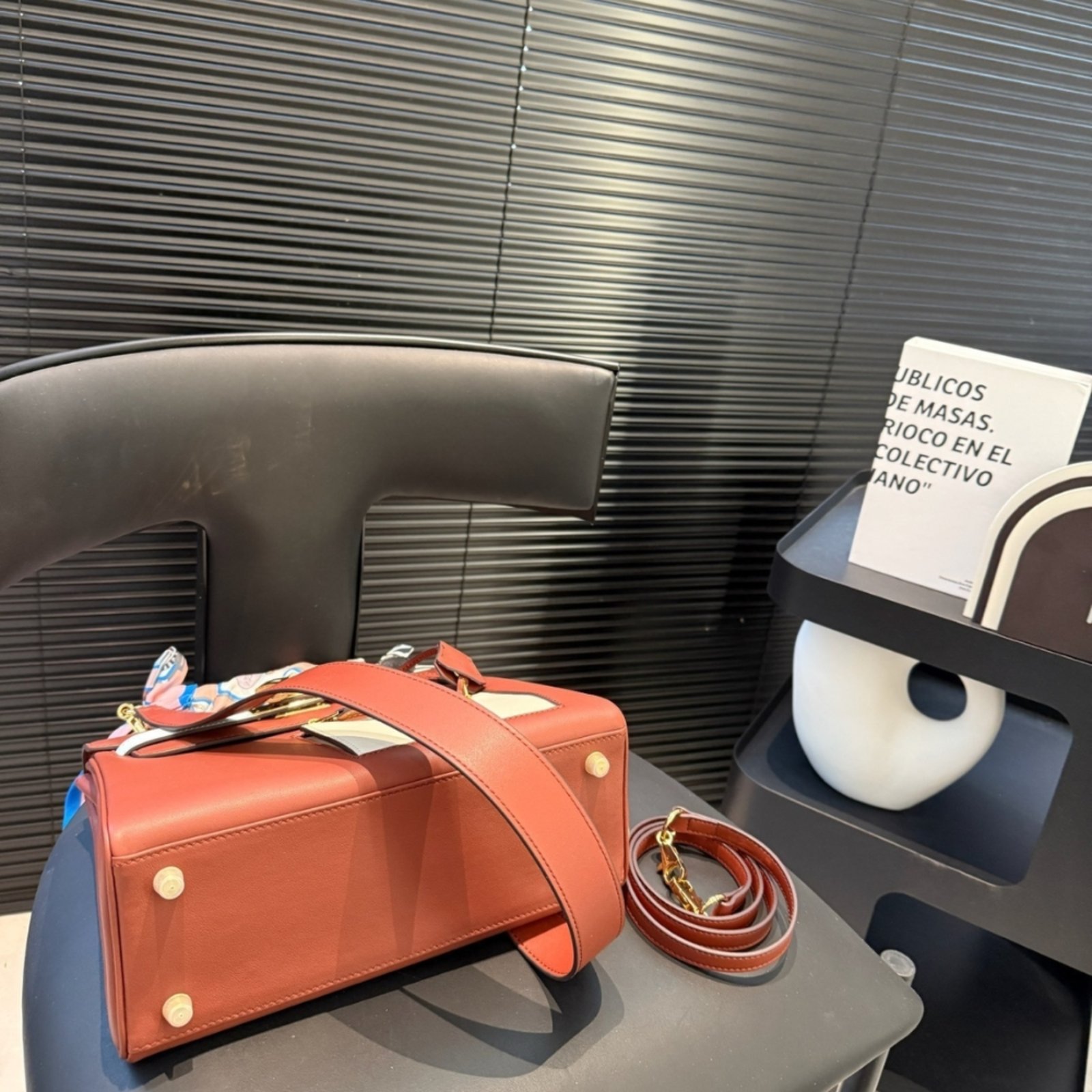 Hermes Kelly 28 Retourne Orange Gold Tone Hardware 28Cm