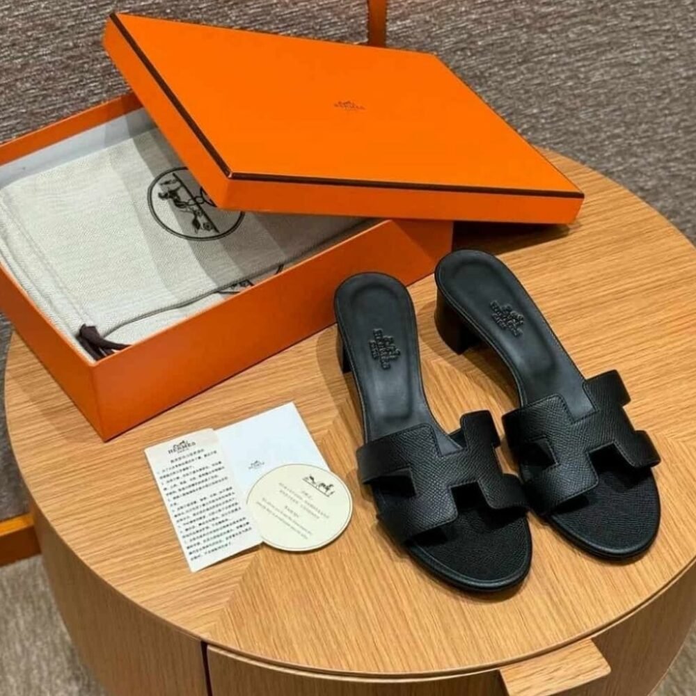 Hermes Oasis Sandals Black Leather H252182Z 02350