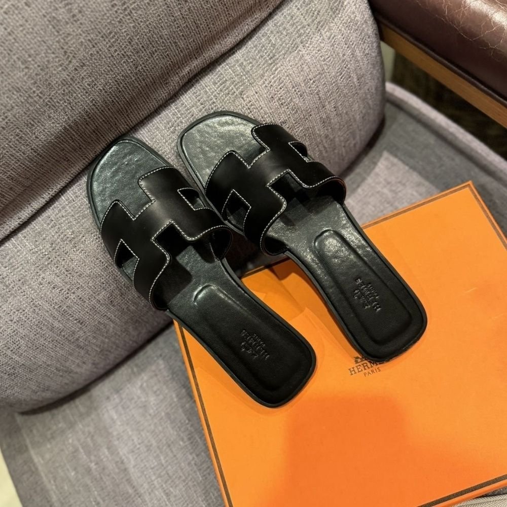 Hermes Oran Sandal Black H021056Z 01340