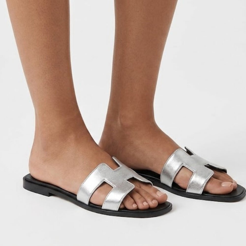Hermes Oran Sandals Gris Argenté Silver