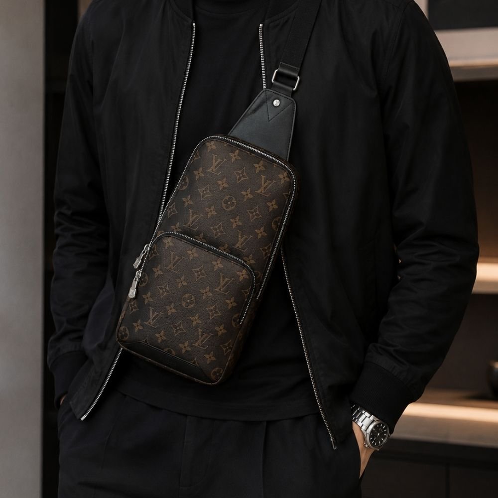 Louis Vuitton Avenue Slingbag Monogram Brown 31Cm M45897